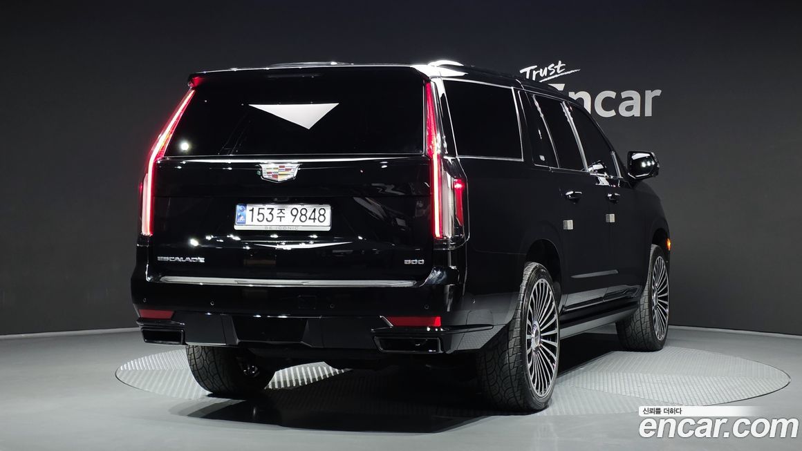 Cadillac Escalade 2023