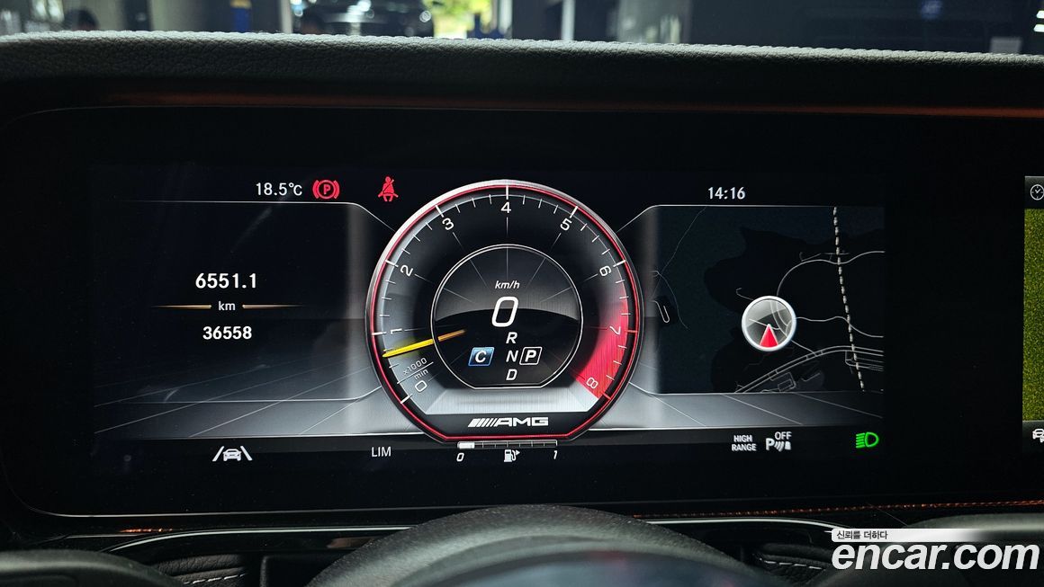 Mercedes-Benz G-Class 2021