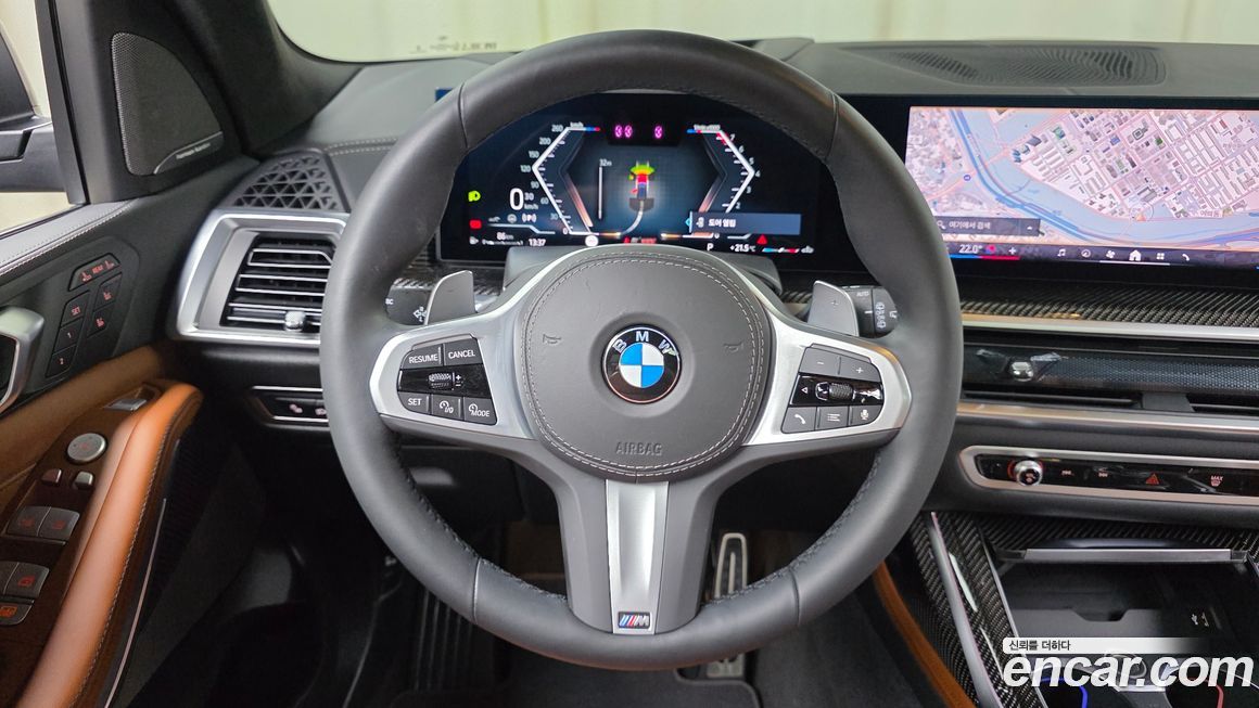 BMW X7 2025