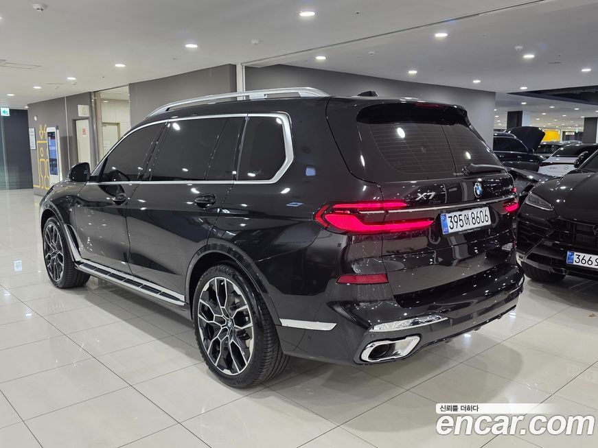 BMW X7 2025