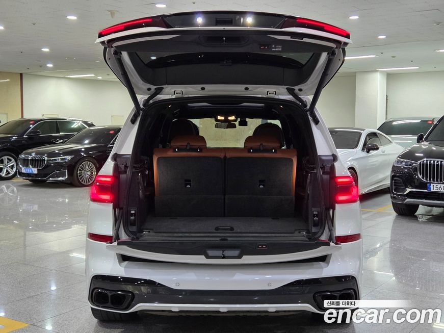 BMW X7 2024