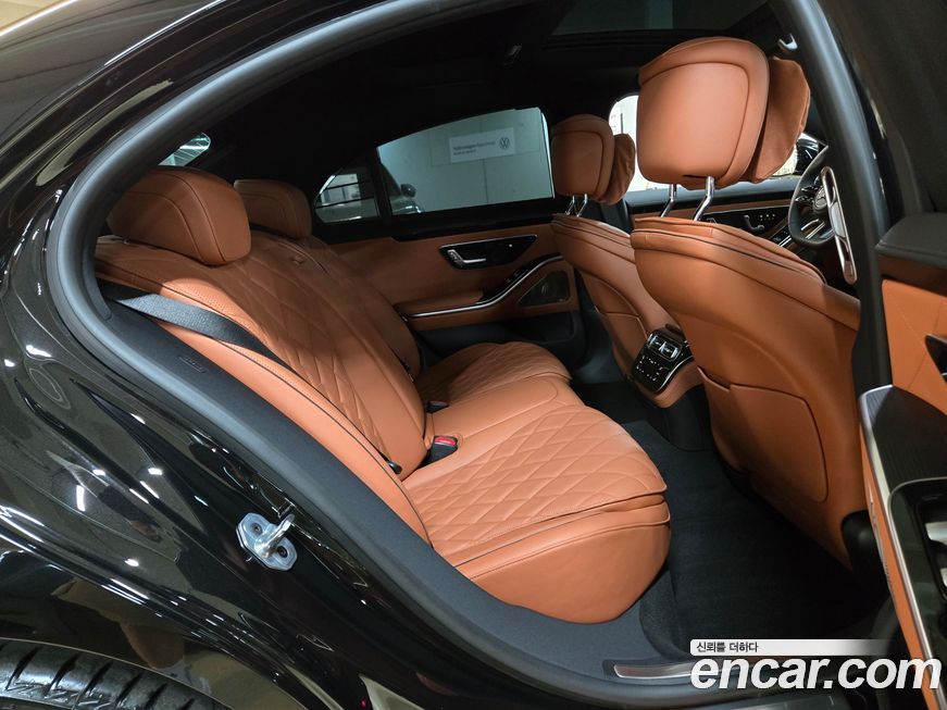 Mercedes-Benz S-Class 2026