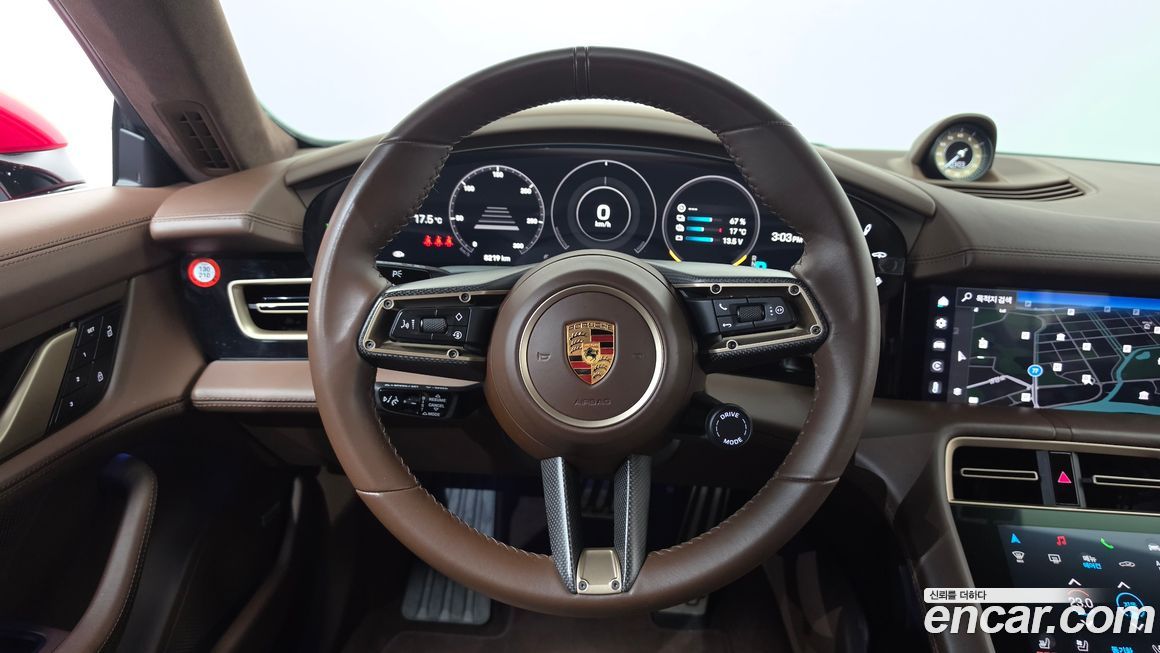 Porsche Taycan 2022