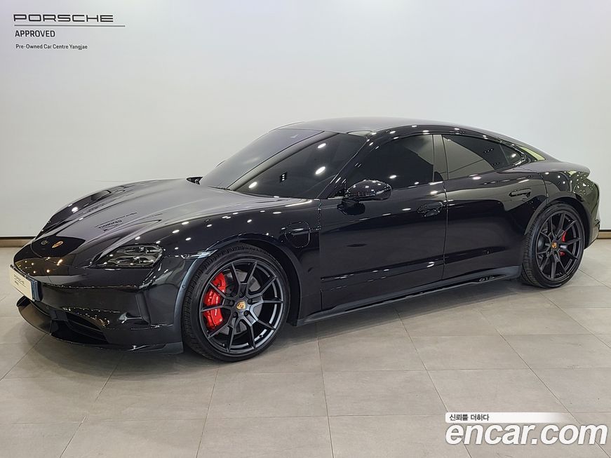 Porsche Taycan 2025
