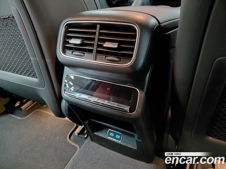 Mercedes-Benz GLE-Class 2025