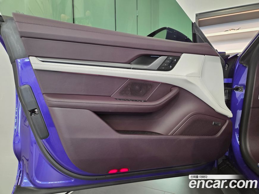 Porsche Taycan 2026