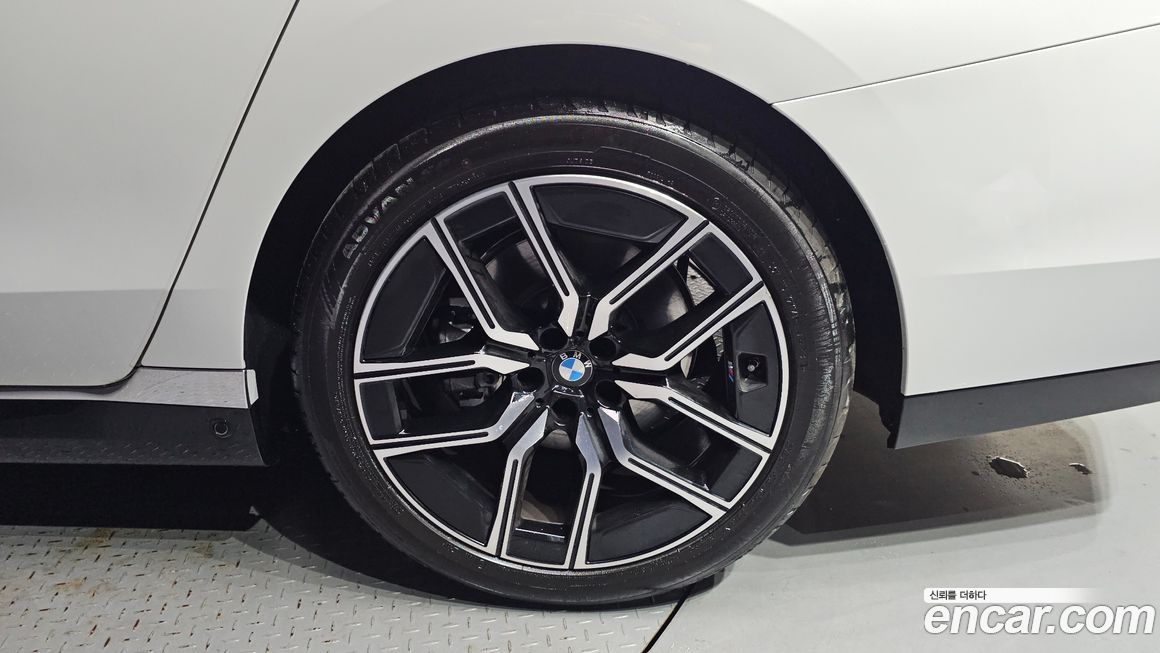 BMW 7-Series 2025