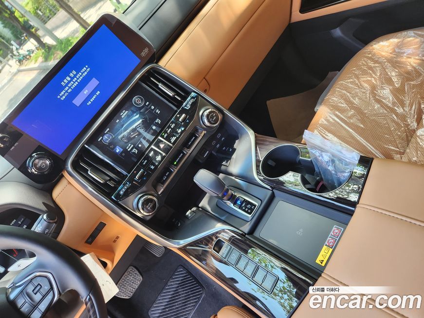 Lexus LX 2025