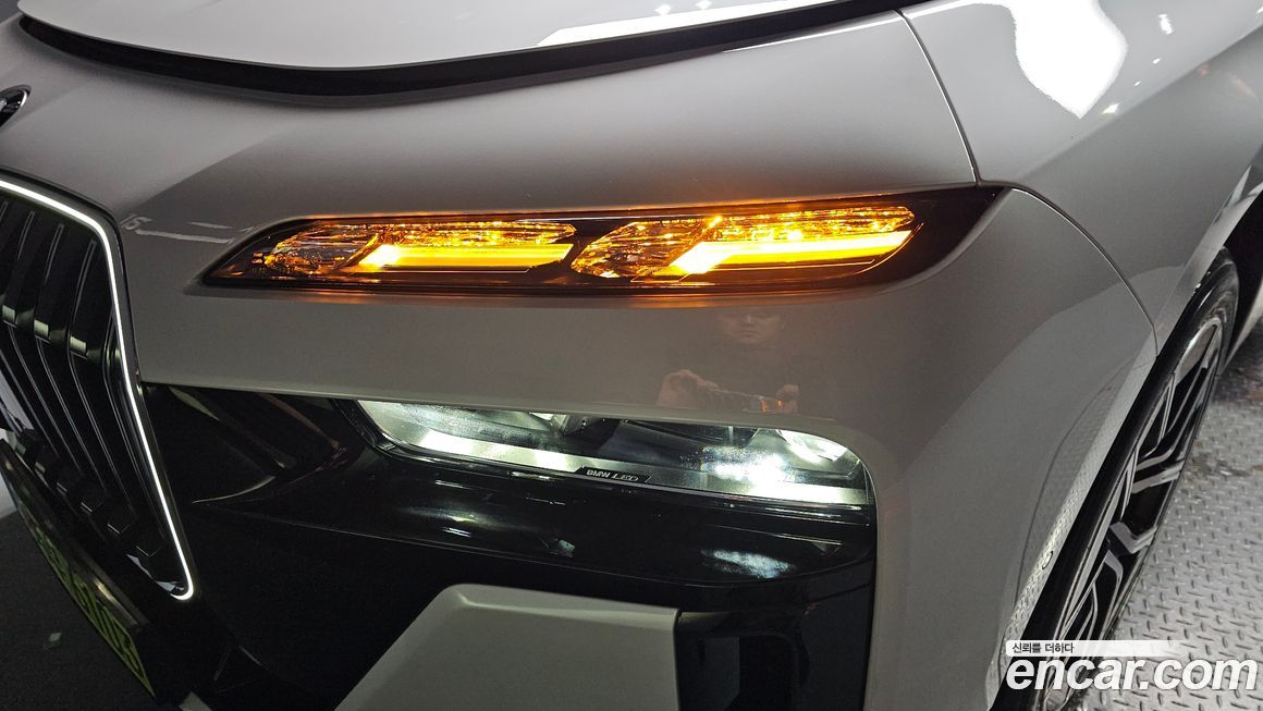 BMW 7-Series 2025