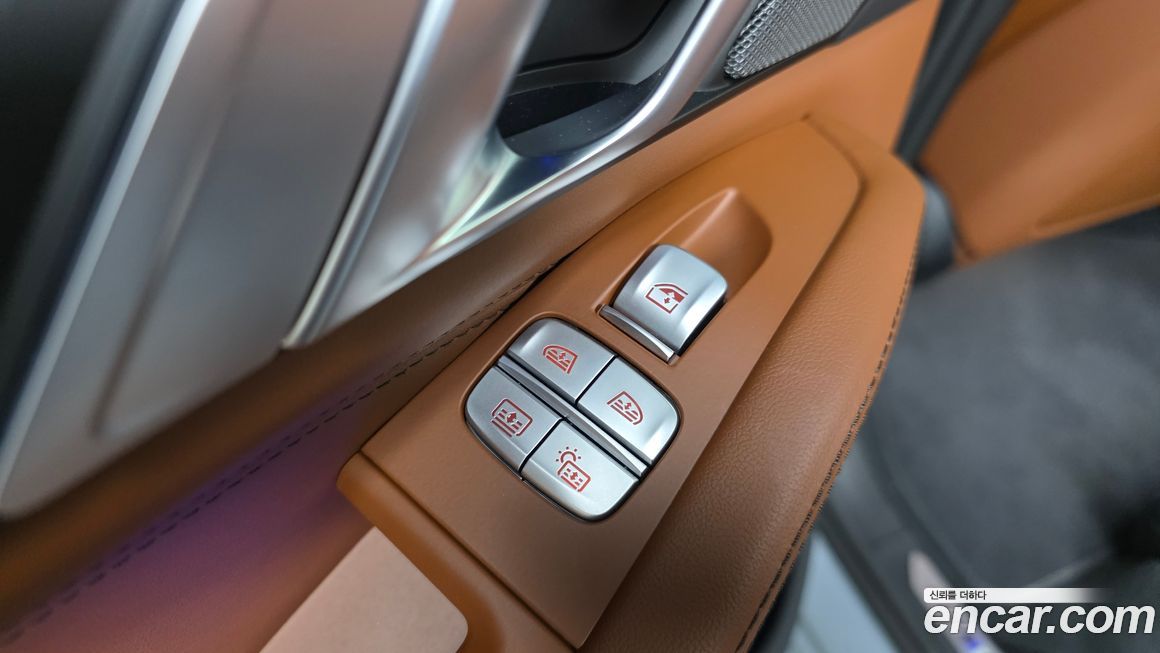 BMW X7 2025