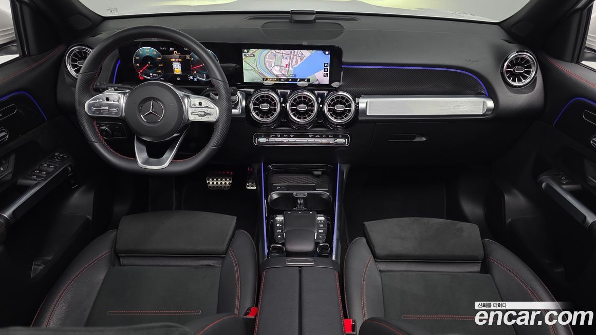 Mercedes-Benz GLB-Class 2023