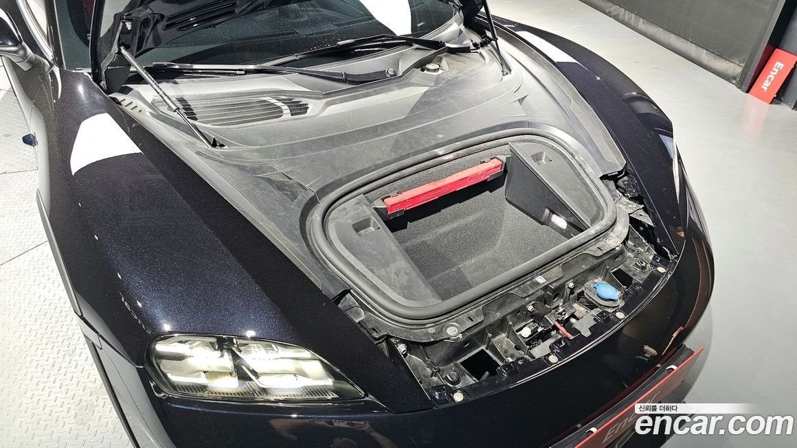Porsche Taycan 2025