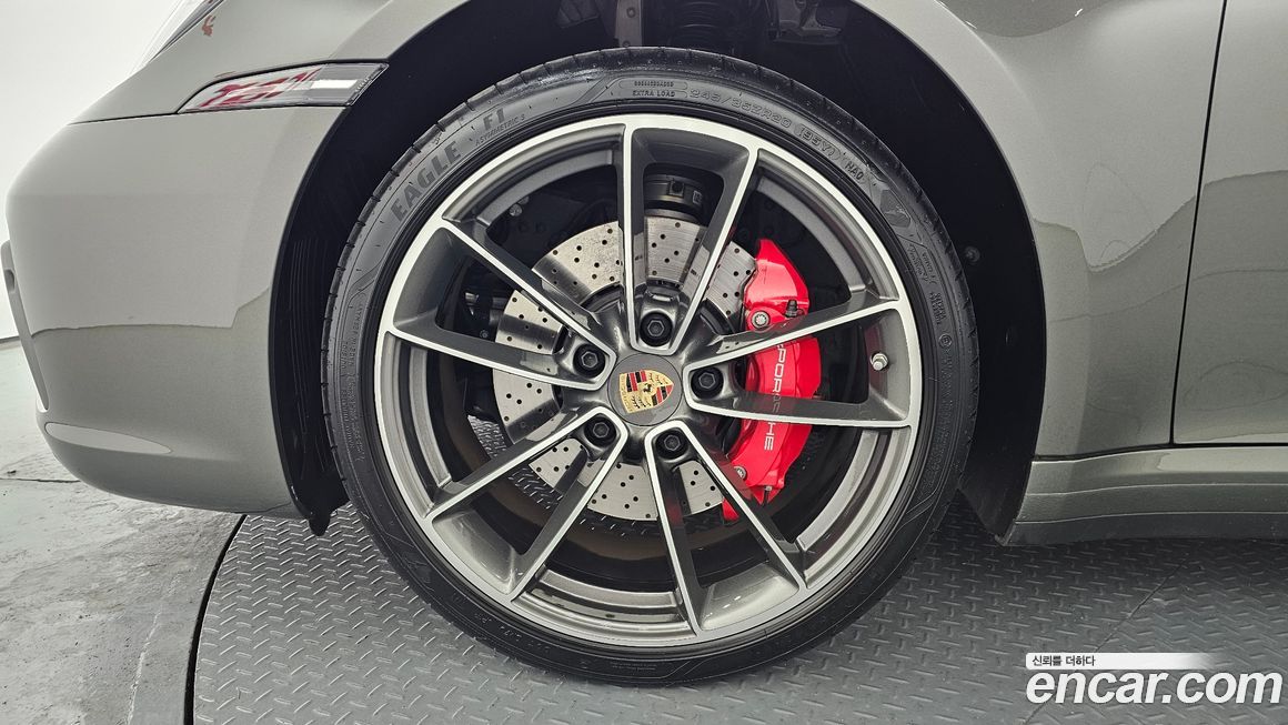 Porsche 911 2023