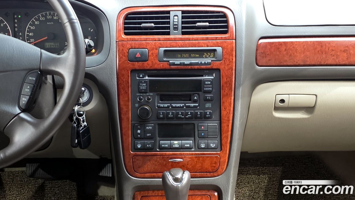Hyundai Grandeur 2000