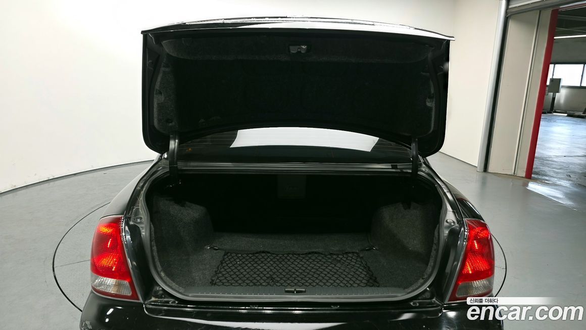 Hyundai Grandeur 2000