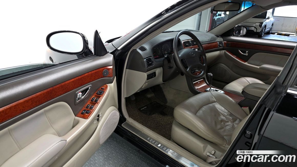 Hyundai Grandeur 2000