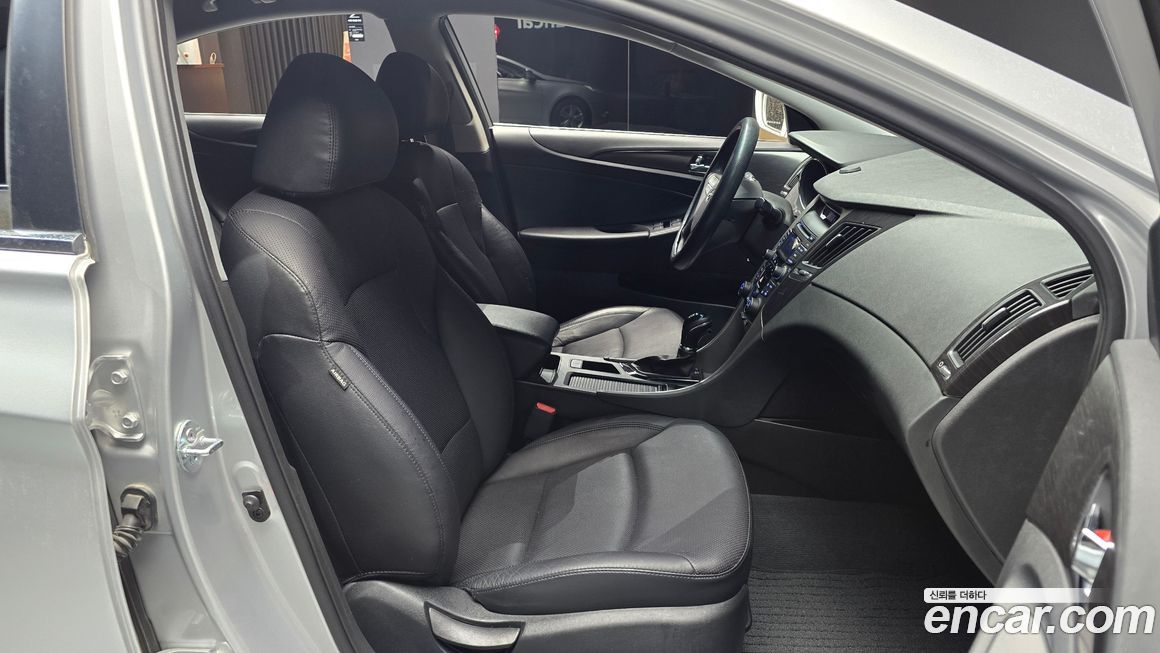 Hyundai Sonata 2013