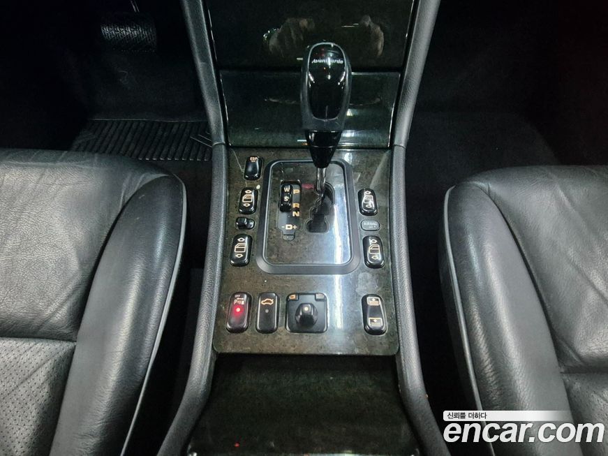 Mercedes-Benz E-Class 2002