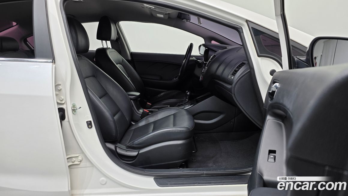 Kia K3 2015