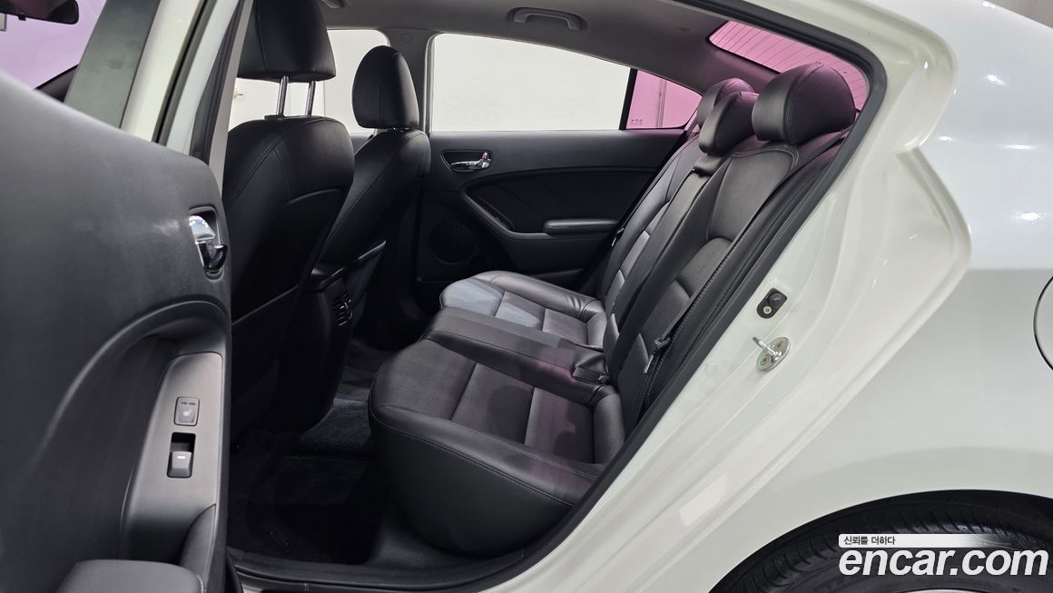 Kia K3 2015