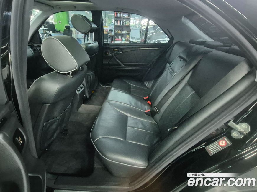 Mercedes-Benz E-Class 2002