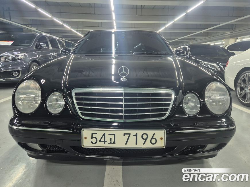 Mercedes-Benz E-Class 2002
