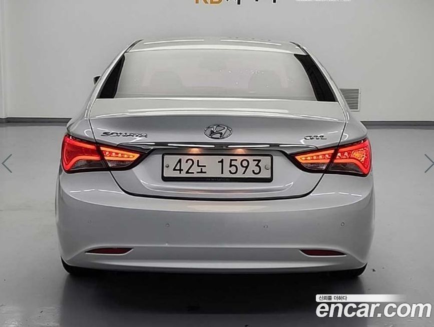 Hyundai Sonata 2013