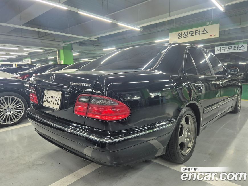 Mercedes-Benz E-Class 2002