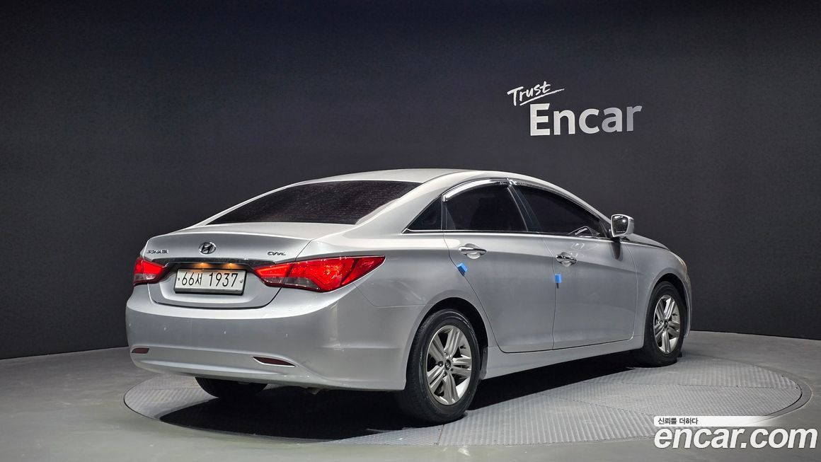 Hyundai Sonata 2013