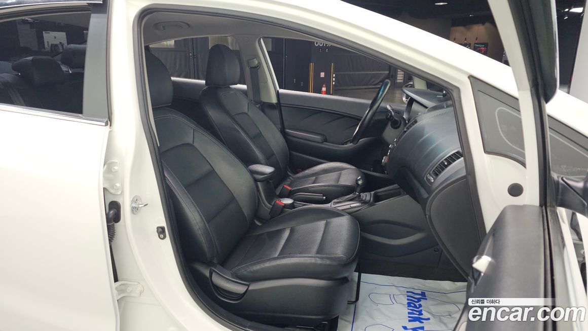 Kia K3 2013