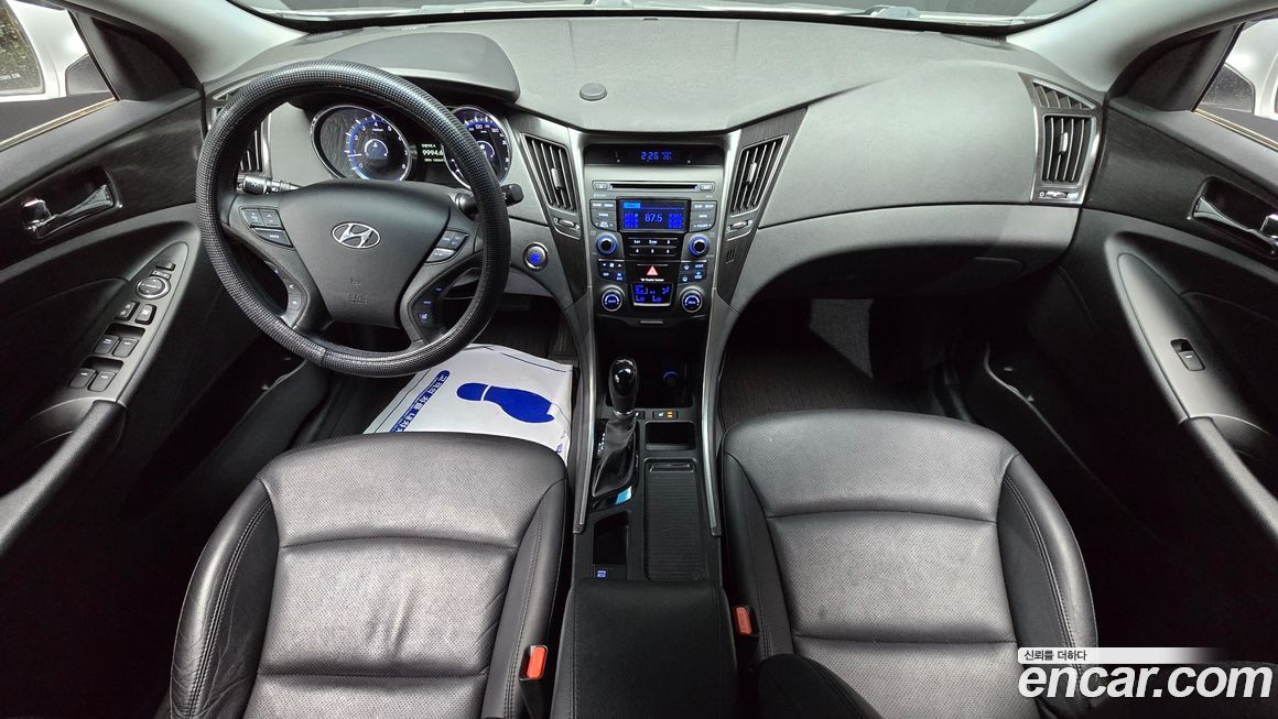 Hyundai Sonata 2013