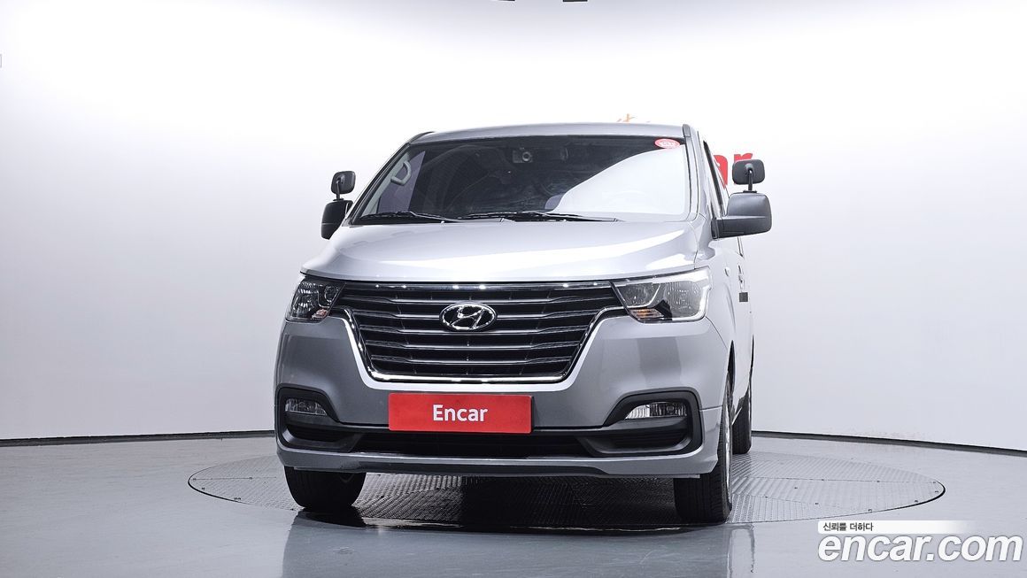 Hyundai Starex 2019
