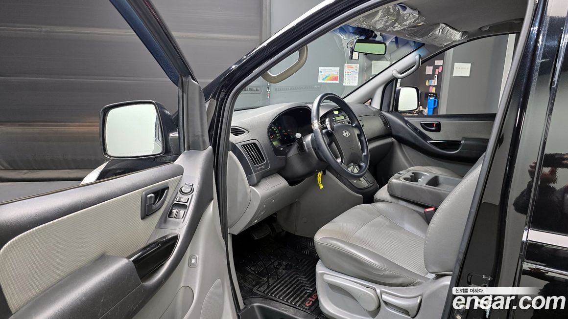 Hyundai Starex 2011