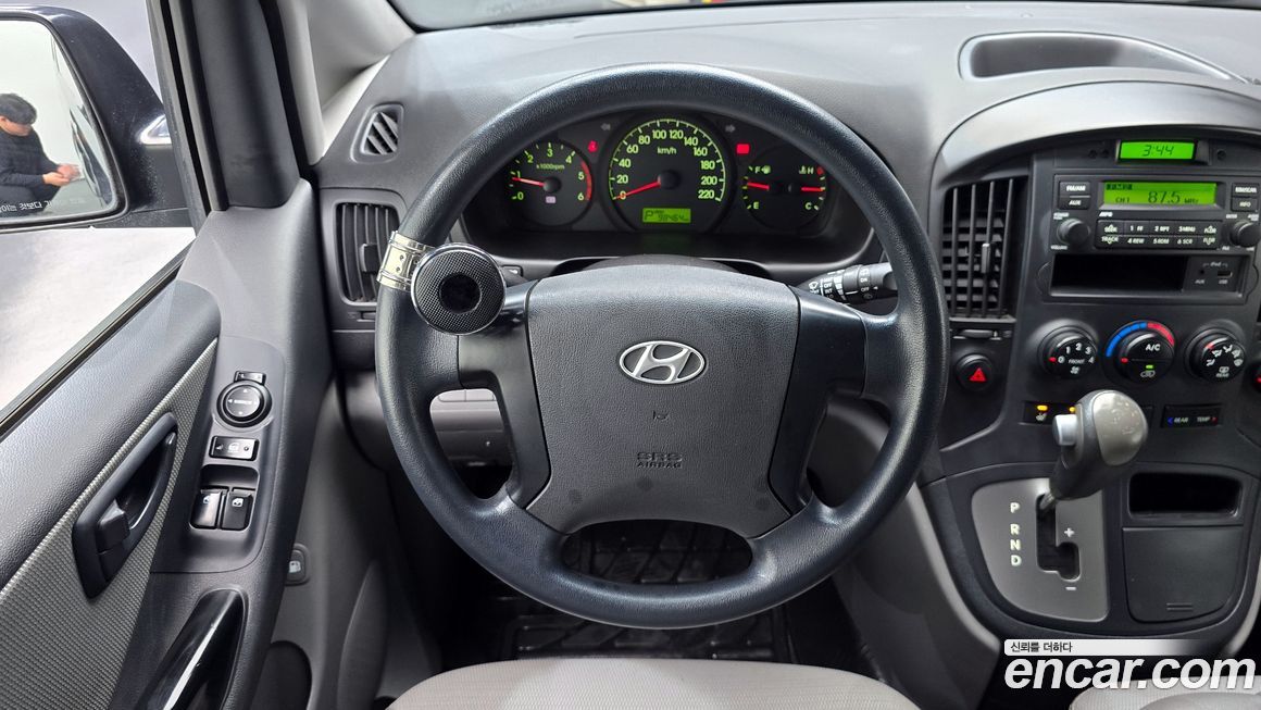 Hyundai Starex 2011