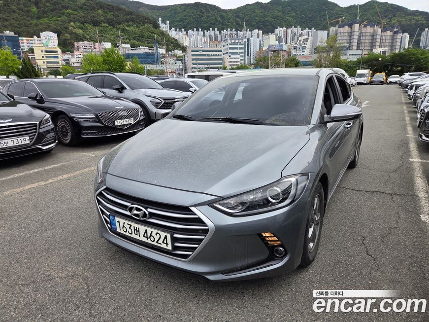 Hyundai AVANTE 2016