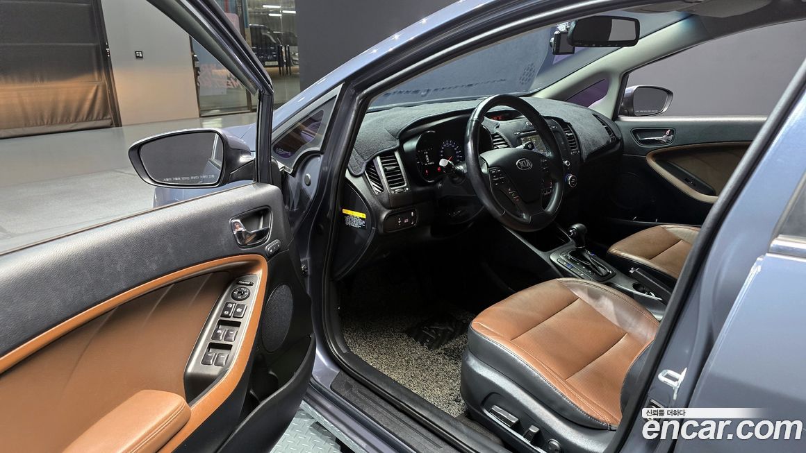 Kia K3 2014