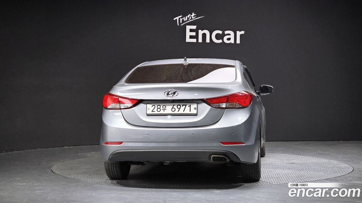 Hyundai AVANTE 2015
