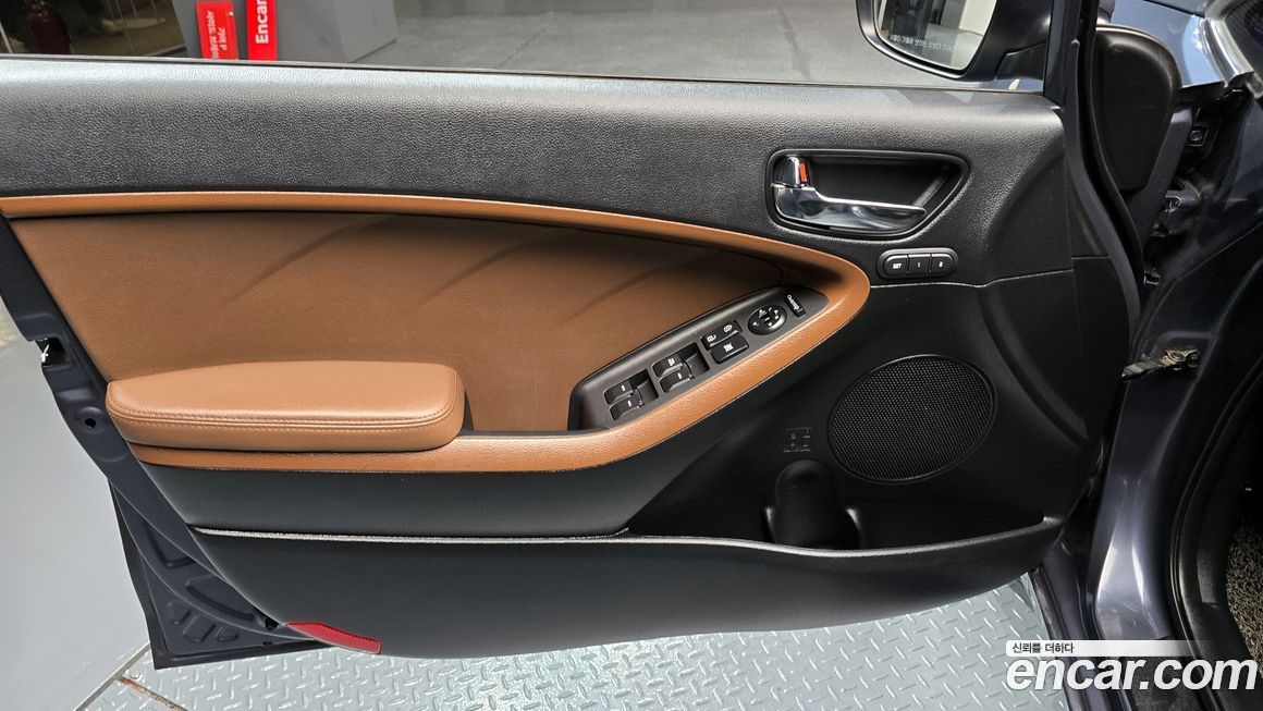 Kia K3 2014