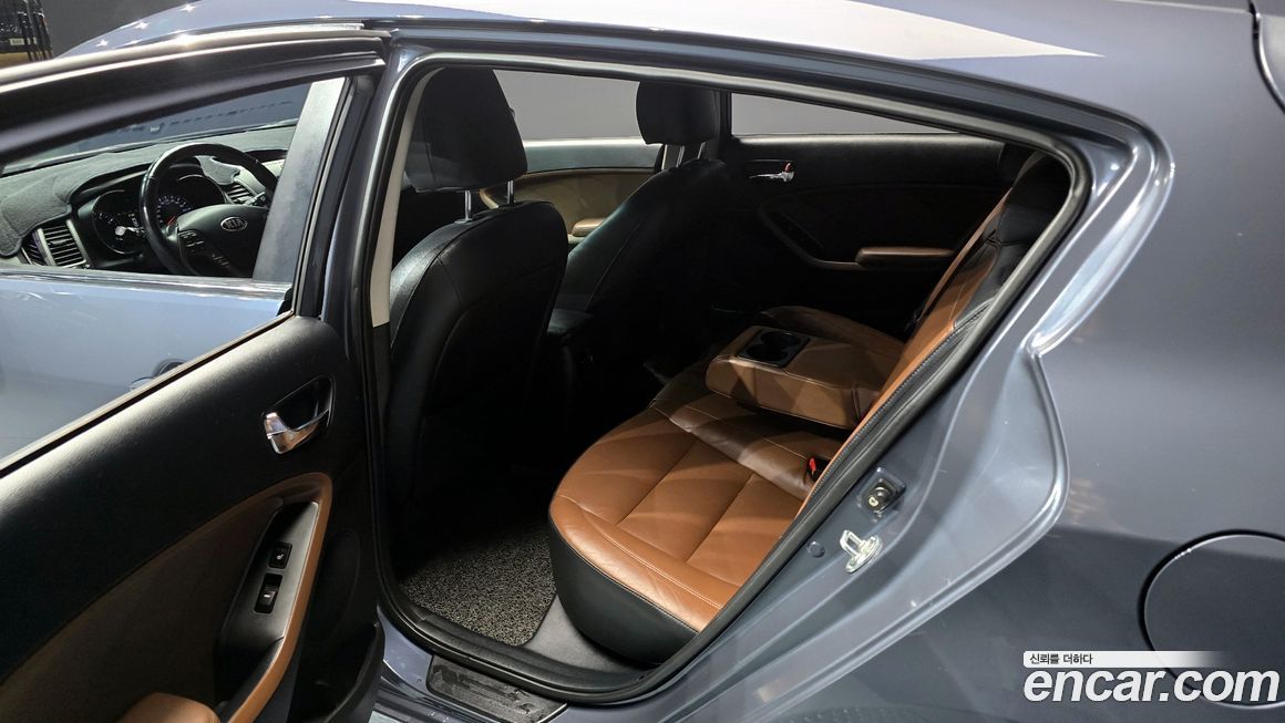 Kia K3 2014