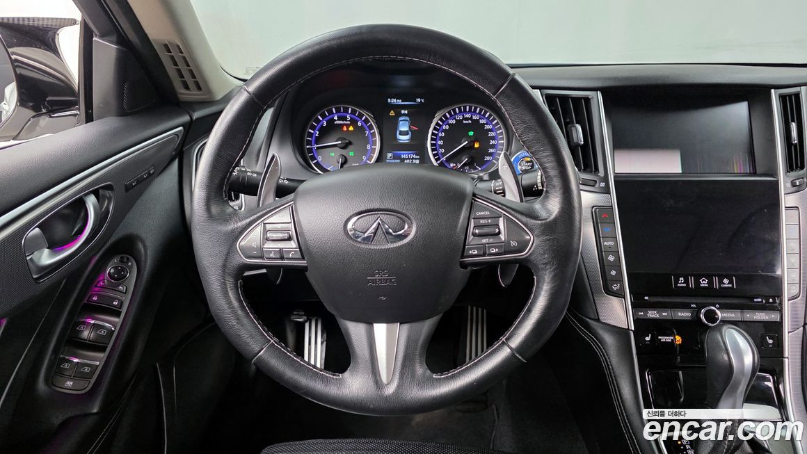 Infiniti Q50 2015