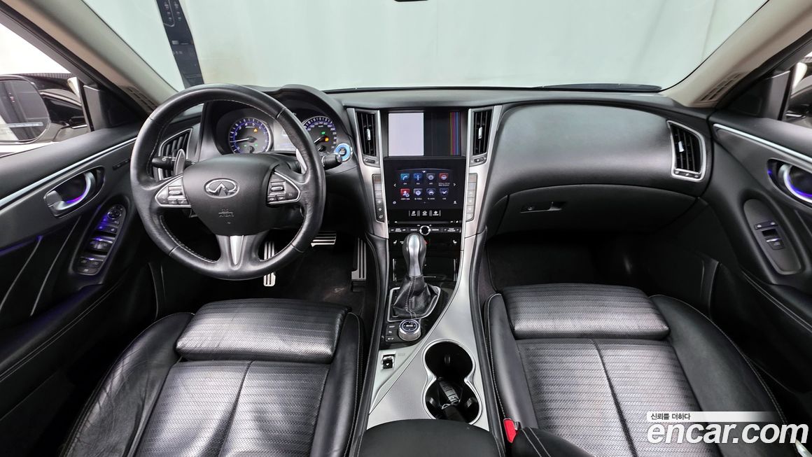 Infiniti Q50 2015