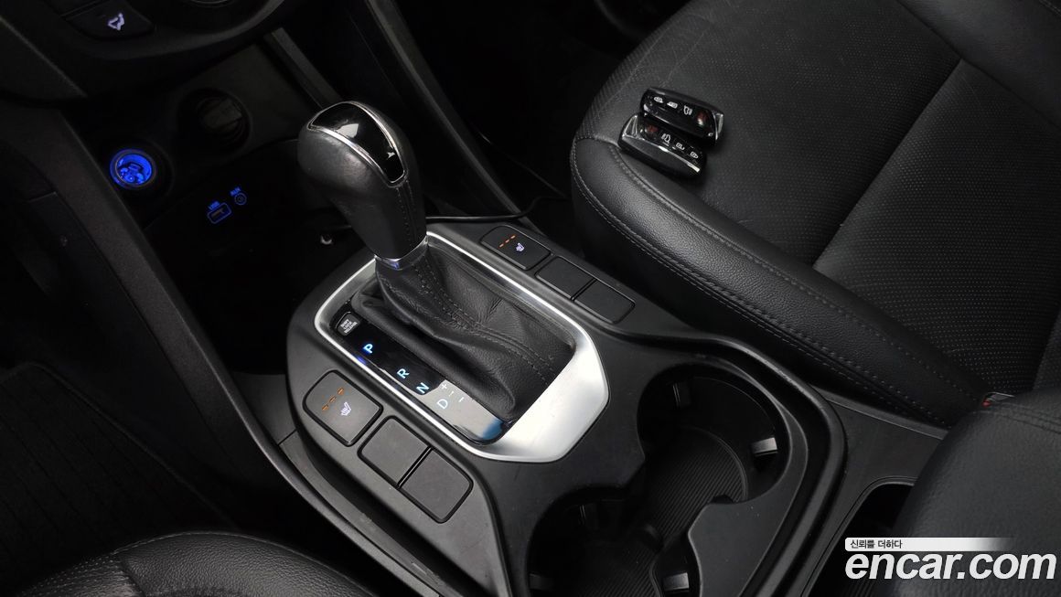 Hyundai Santafe 2016