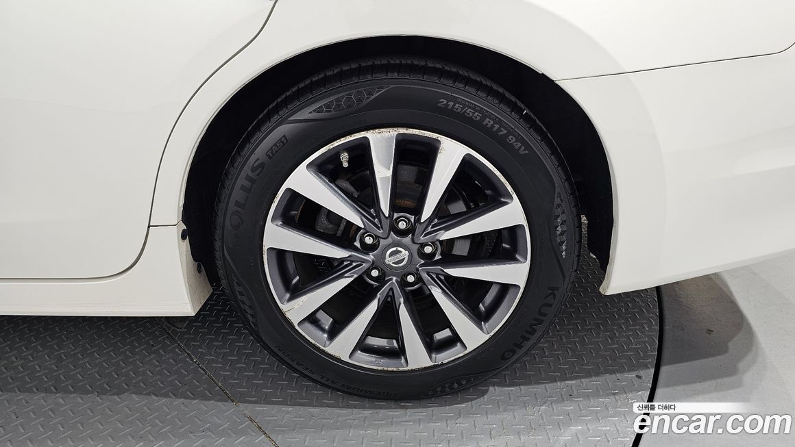 Nissan Altima 2017