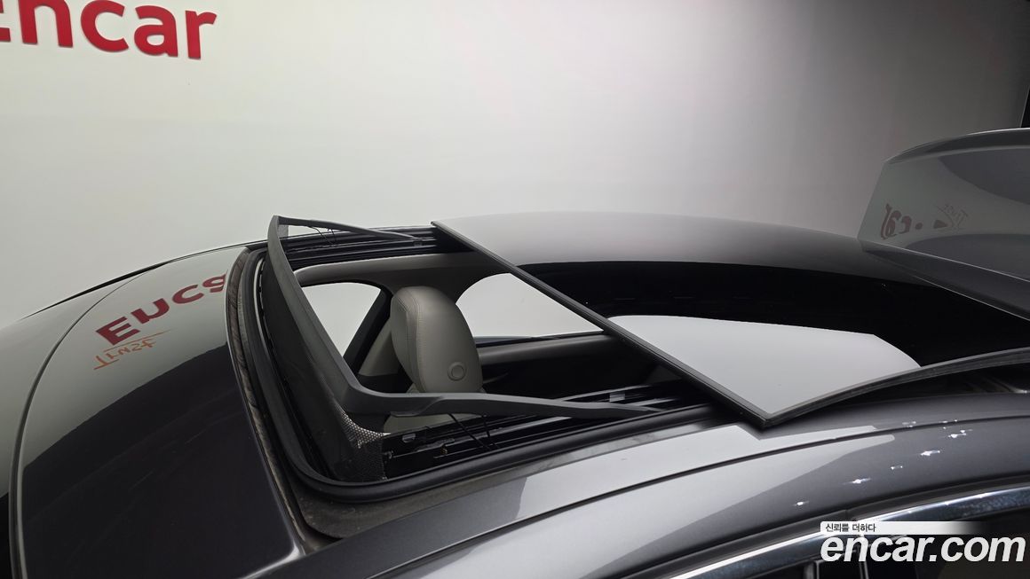Jaguar XE 2016