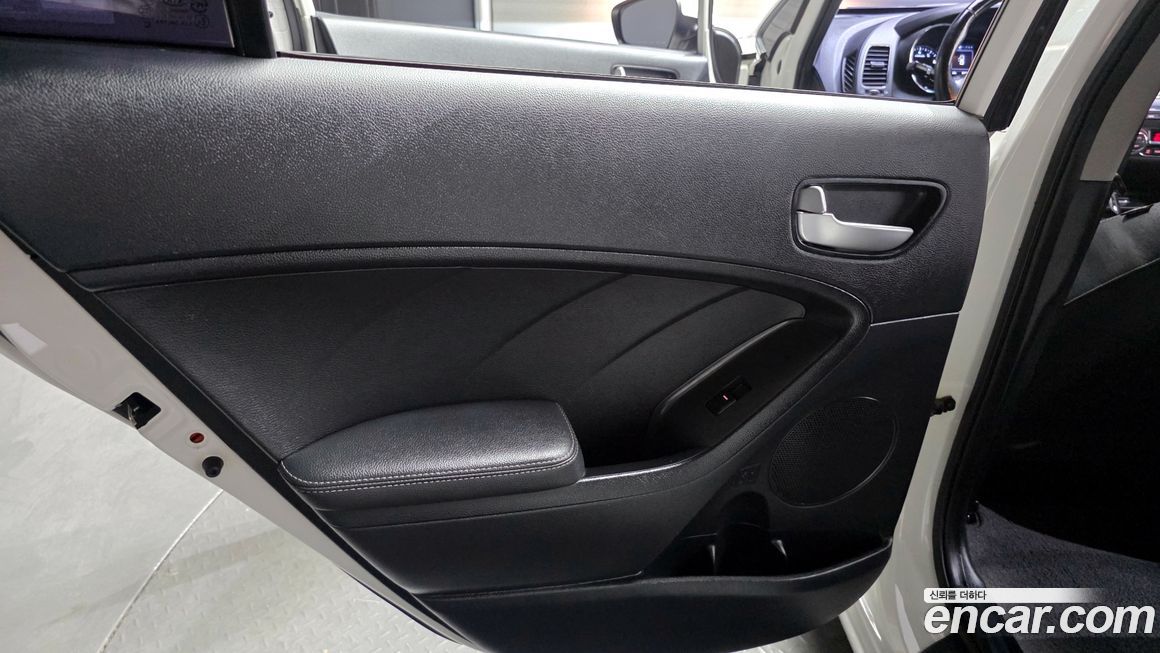 Kia K3 2017
