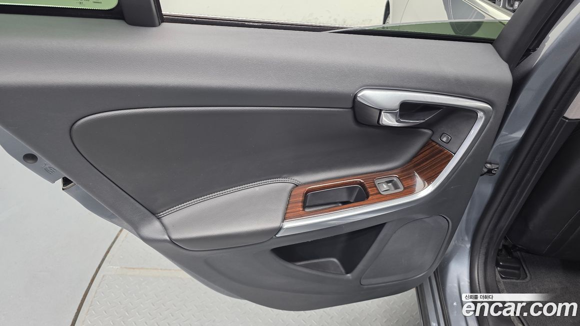 Volvo S60 2017
