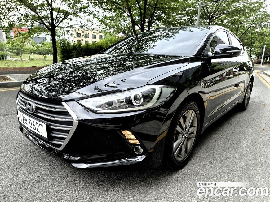 Hyundai AVANTE 2016