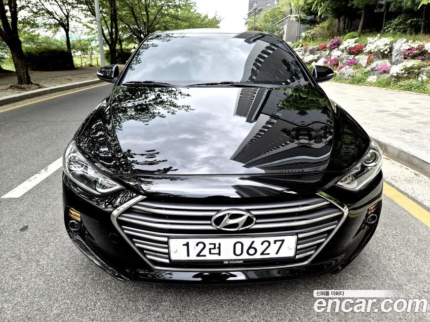 Hyundai AVANTE 2016