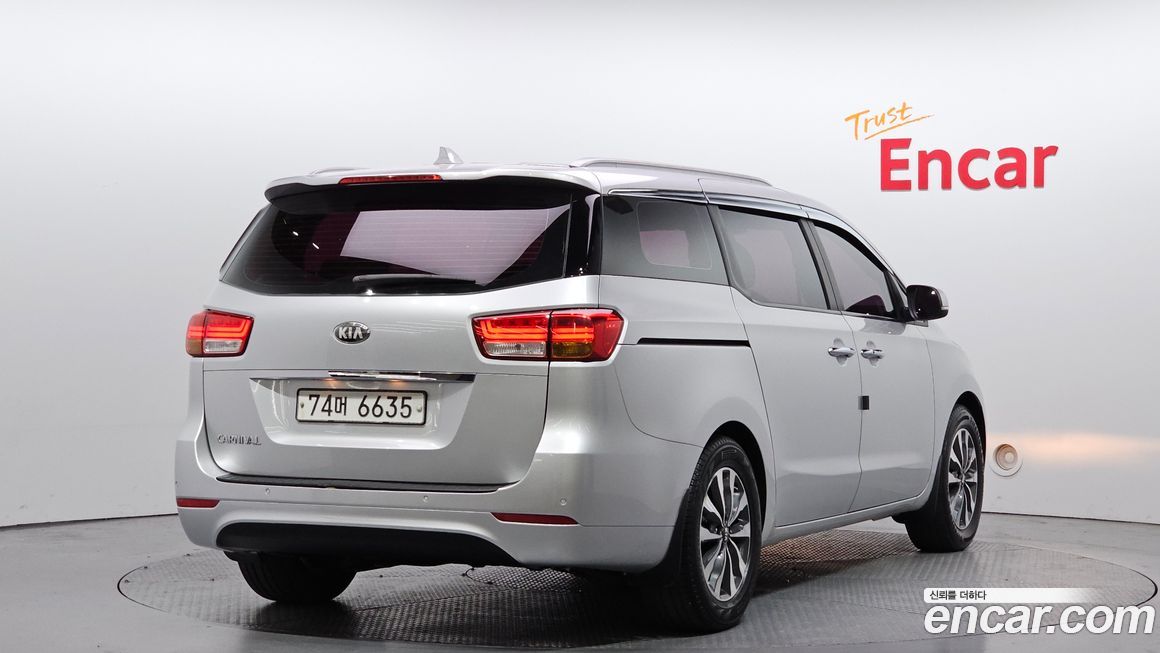 Kia Canival 2015