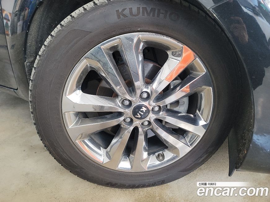 Kia Canival 2015